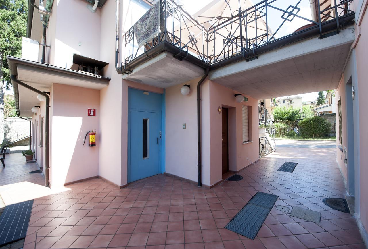 Hotel Athena Σπολέτο Εξωτερικό φωτογραφία